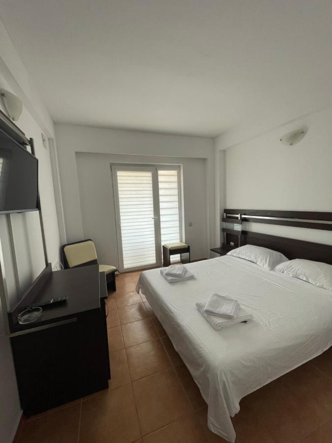 Dekor Hotel Costinesti Buitenkant foto